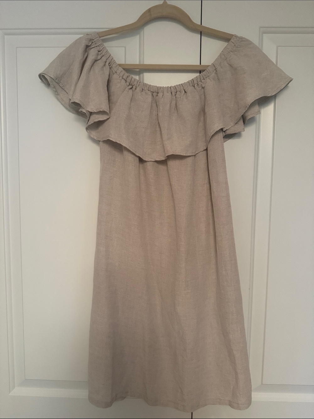 Tommy Bahama Taupe Off-Shoulder Ruffle Dress